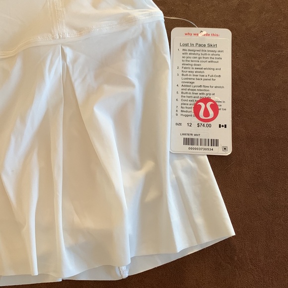 Lululemon skort, Lost in pace skirt - Picture 2 of 5